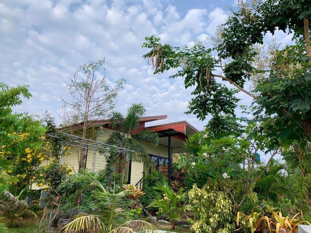 Nangrong Garden Home Exteriér fotografie